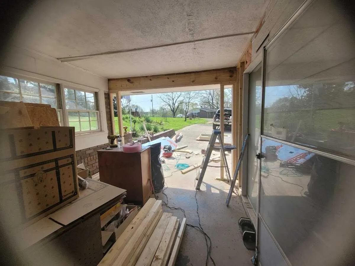 Air movers and dehumidifier for Drying & Dehumidification in East Grand Forks